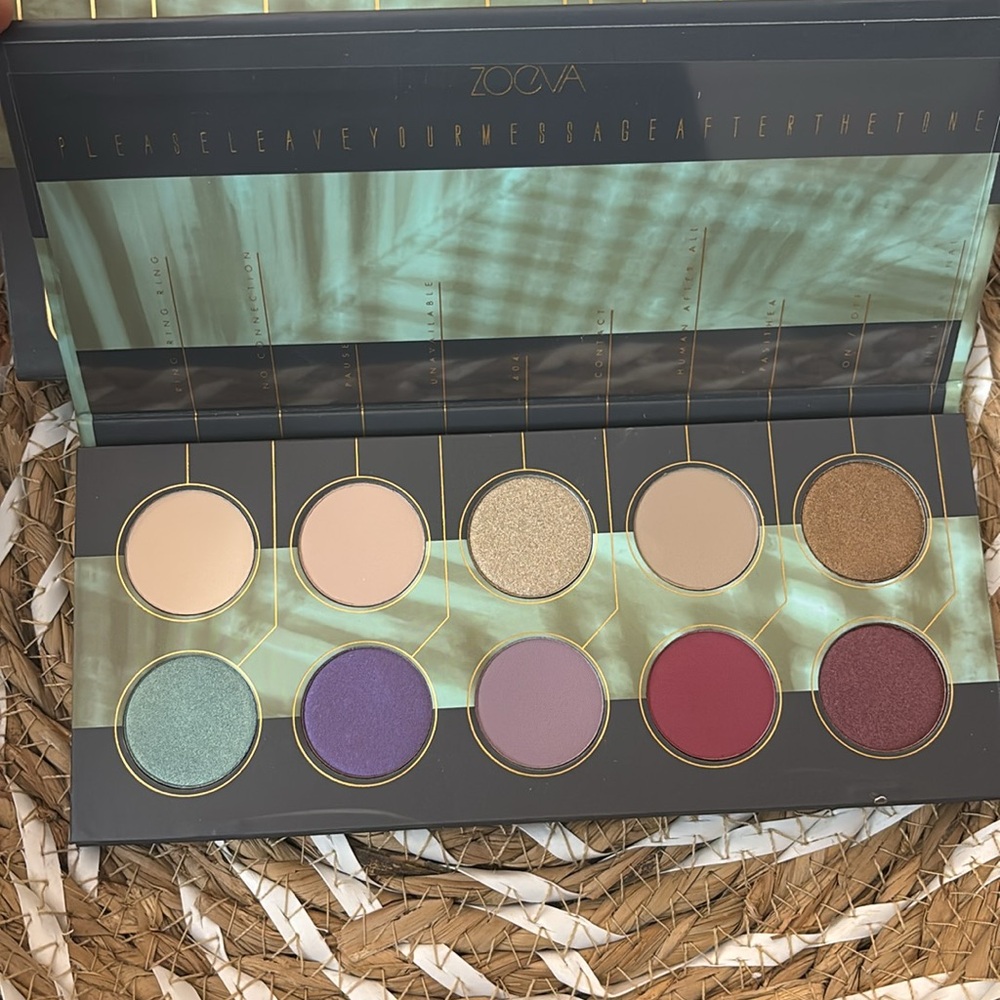 Zoeva Offline Eyeshadow Palette